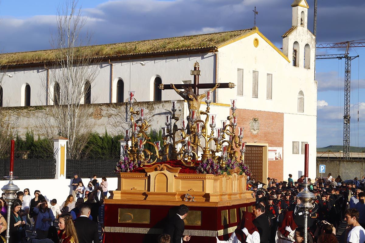 La procesión del Cristo de la Sangre del Higuerón, en imágenes