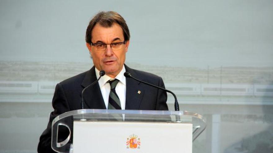 El president de la Generalitat, Artur Mas, durant el seu discurs en la inauguració de la línia Barcelona-Girona-Figueres del TAV.
