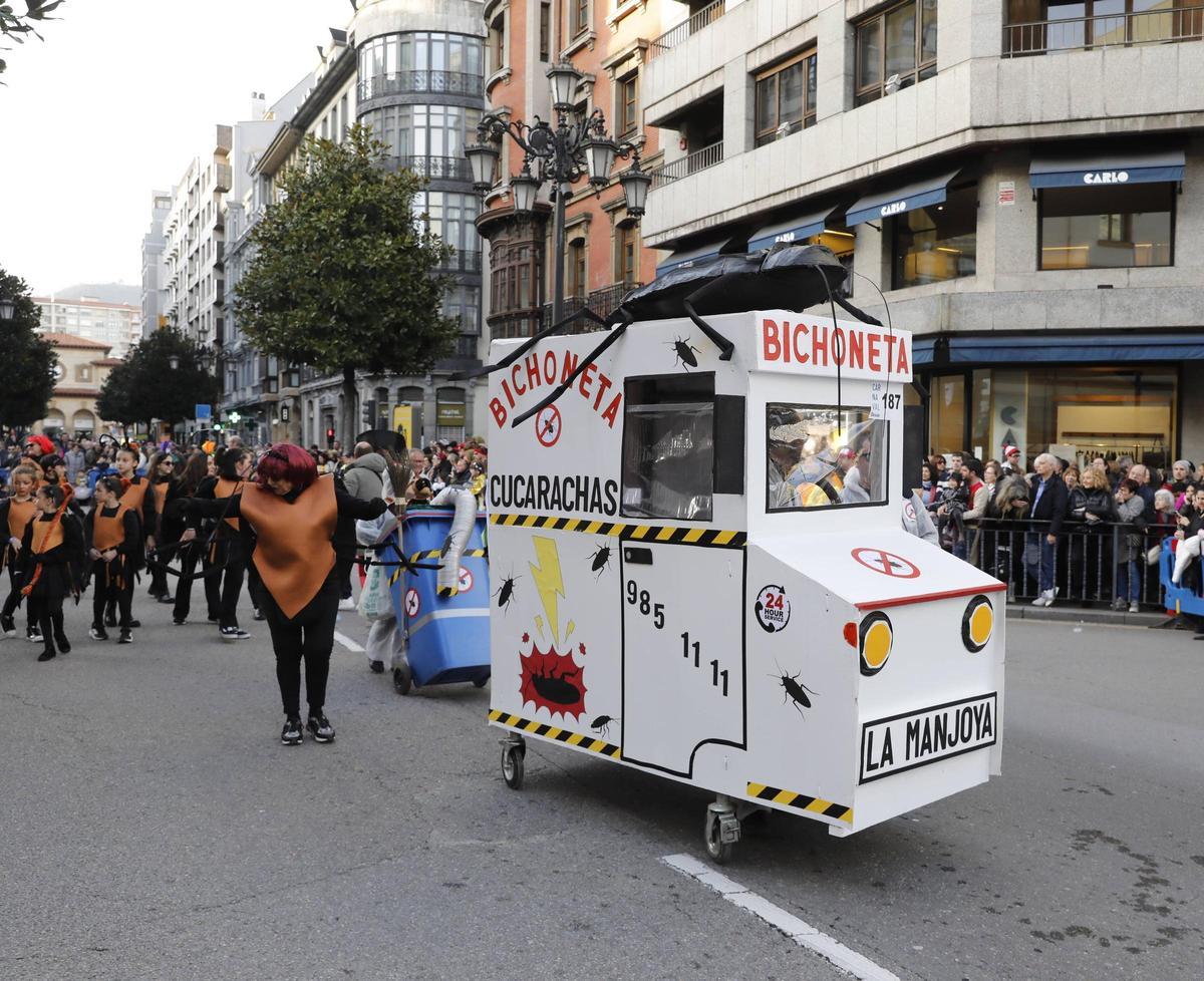 "La bichoneta",  del centro social de La Manjoya, que ganó el primer premio.