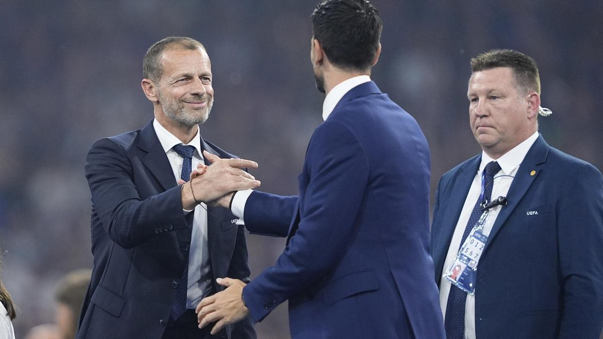 Aleksander Ceferin durante la final de la Liga de Campeones 24-25 entre el PSG y el Inter