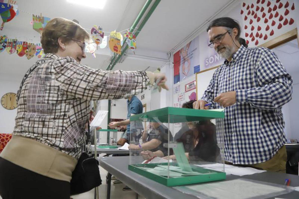 Córdoba capital vota para las elecciones andaluzas Córdoba capital vota para las elecciones andaluzas