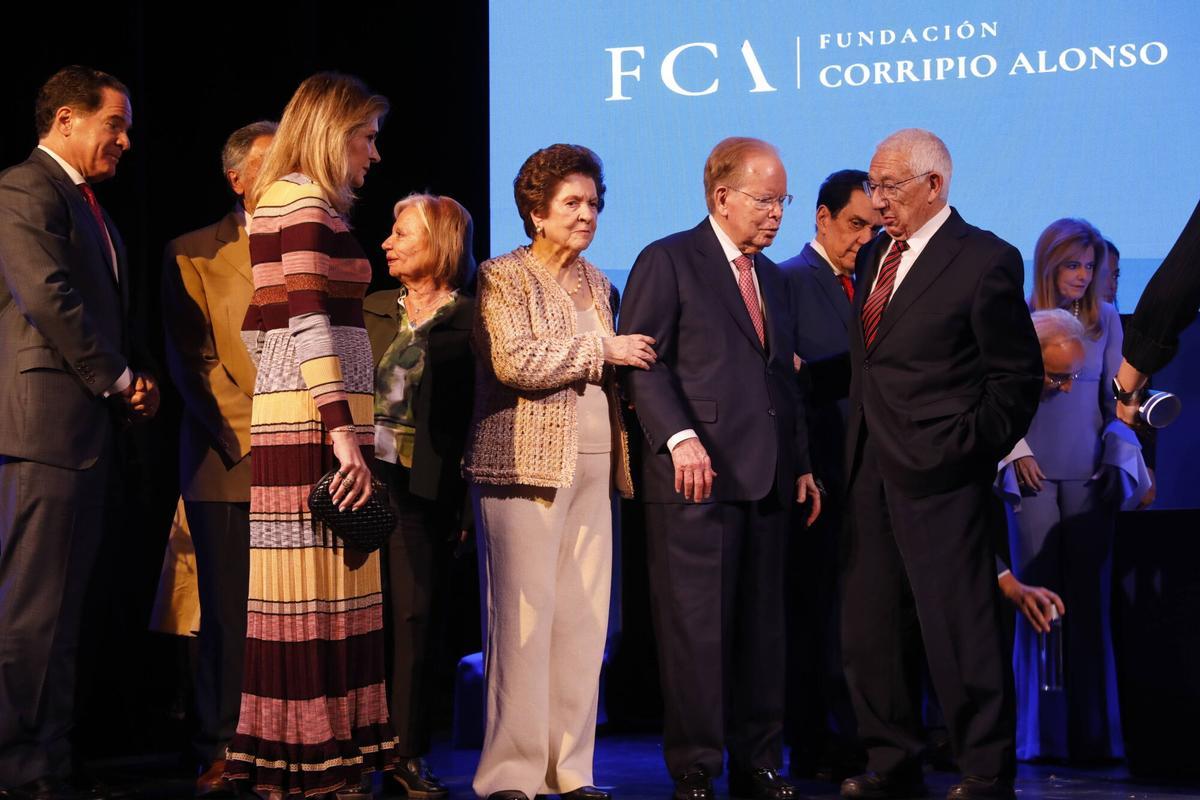 EN IMÁGENES: Presentación de la Fundación Corripio Alonso en el teatro Riera de Villaviciosa