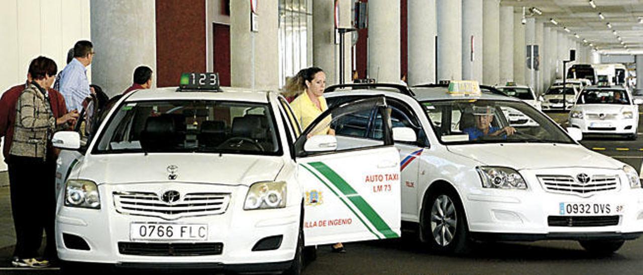 Campaña contra el intrusismo en el transporte entre la capital y el Sur