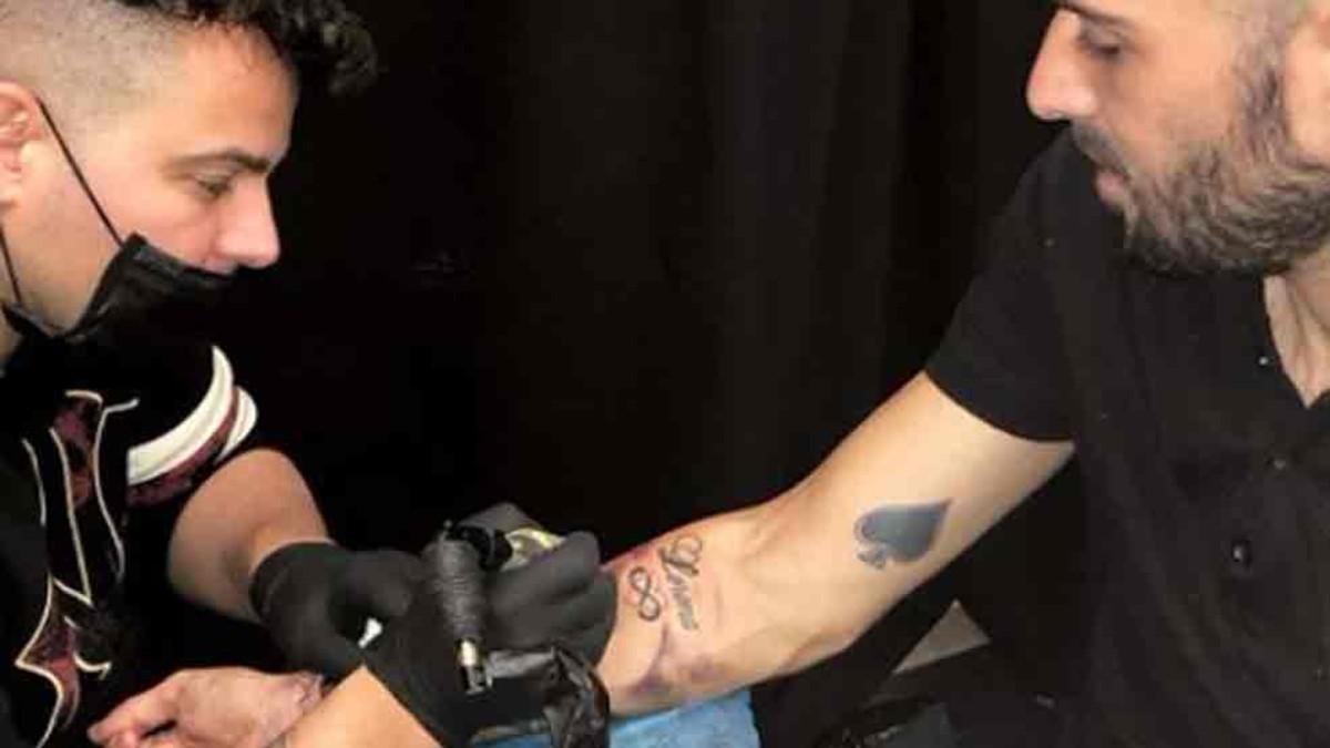 Aleix Vidal lucirá un nuevo tatuaje