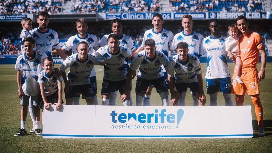Formación inicial que eligió Álvaro Cervera para el partido en casa contra el Eibar. | CDT