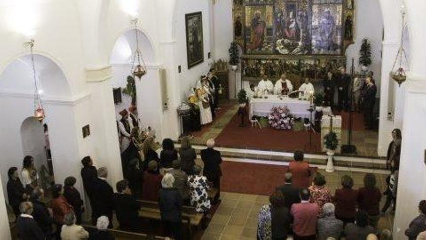 Numeroso público asistió al acto litúrgico y musical que tuvo lugar ayer por la mañana.