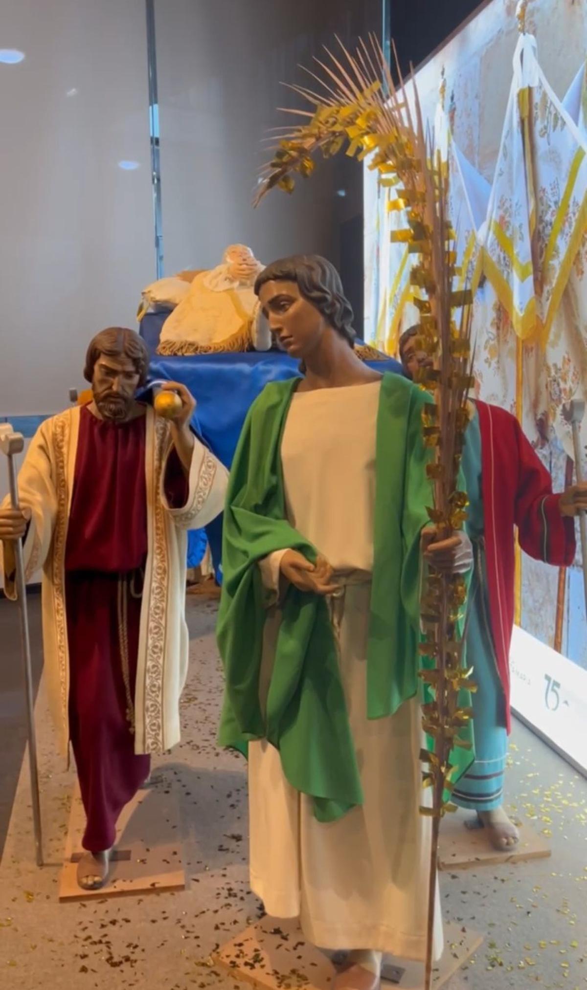 La exposición sobre el Misteri se abre en plenas representaciones extraordinarias por el 75 aniversario del dogma de fe y el Año Jubilar de Elche