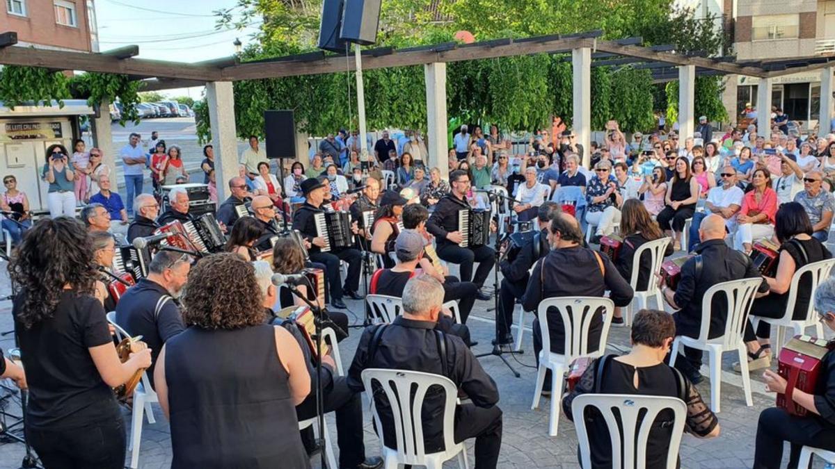 Música en Carboeiro y en A Estrada