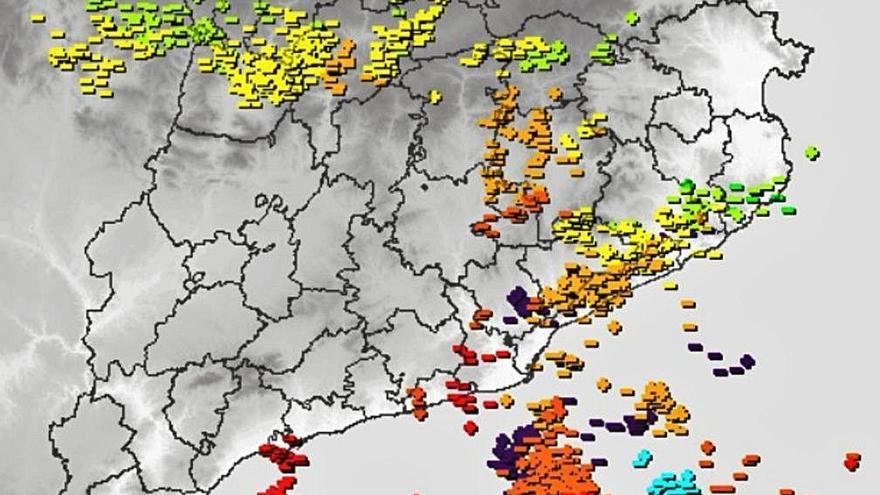 Llamps caiguts a Catalunya durant les tempestes de diumenge