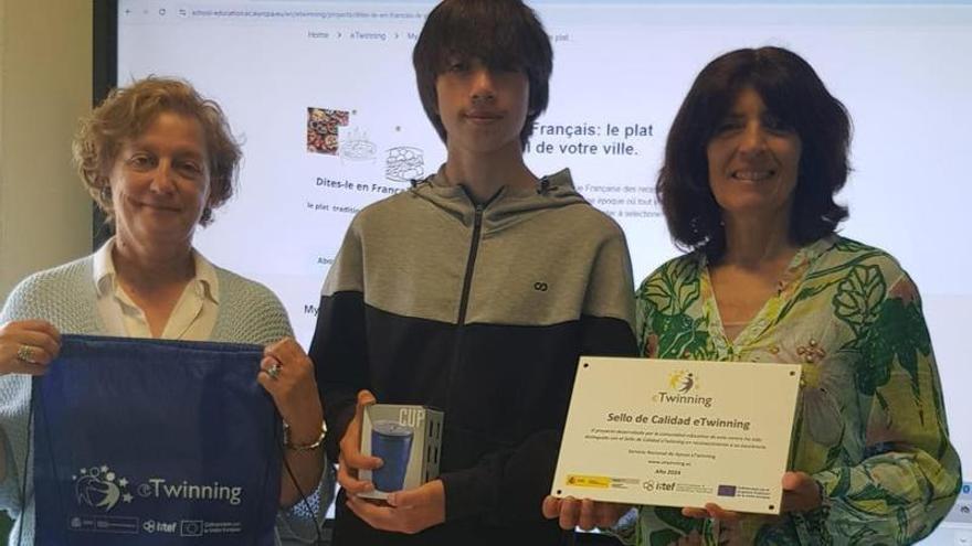 Tortos con picadillo, el plato tradicional asturiano que ha reportado dos premios, uno nacional y otro europeo, al instituto de Infiesto