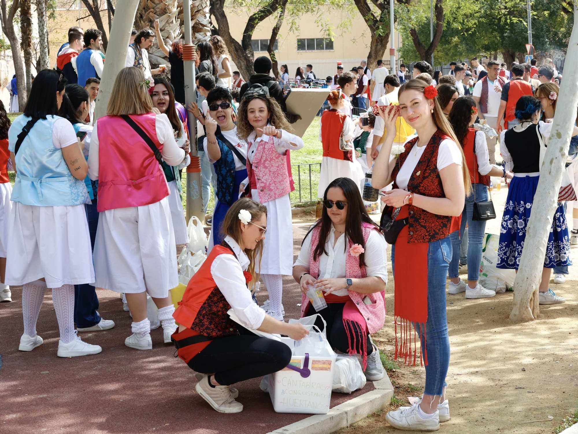 Ambiente en las calles de Murcia durante el Bando de la Huerta