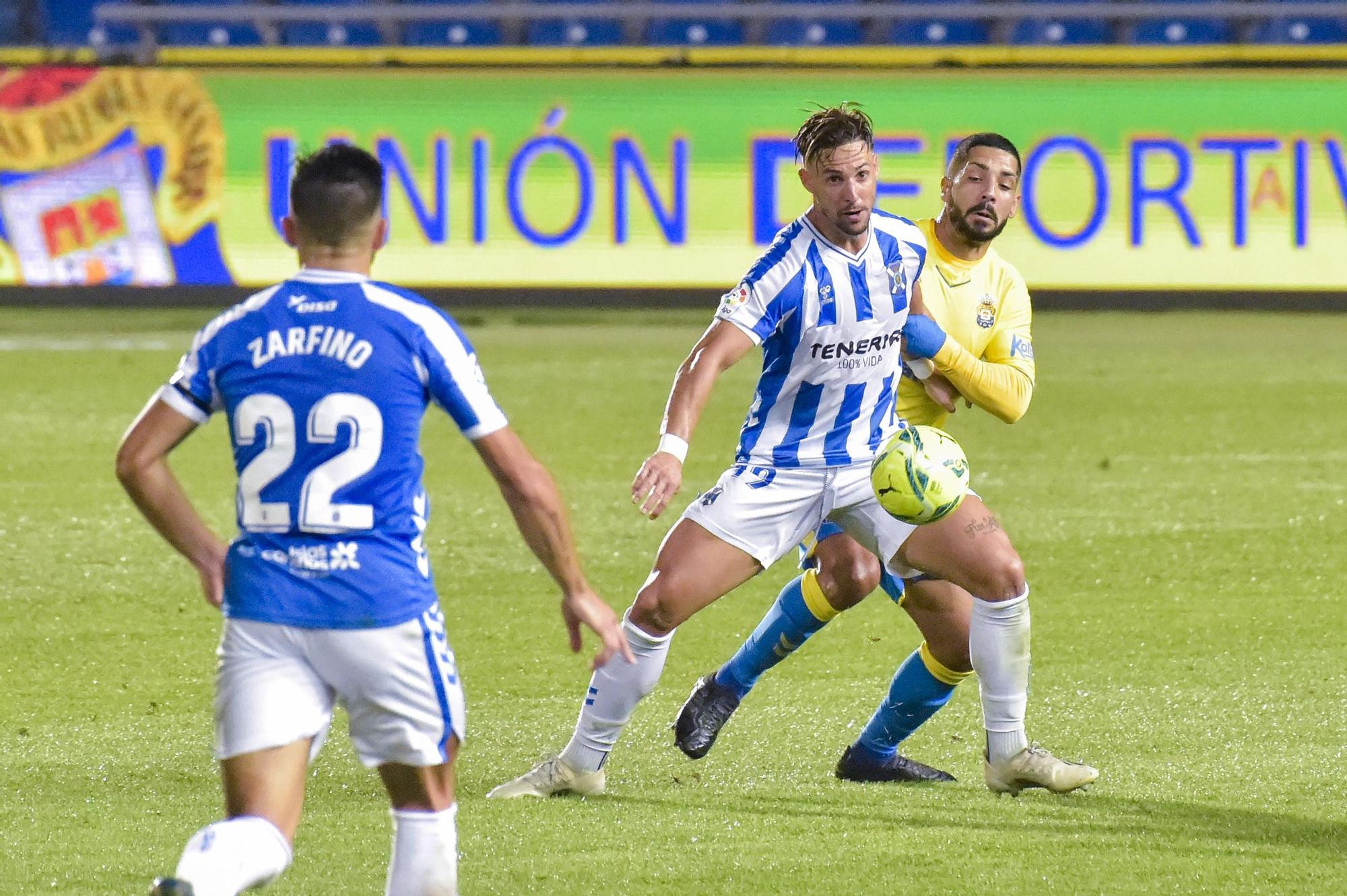 El partido del derbi UD Las Palmas - CD Tenerife, en imágenes