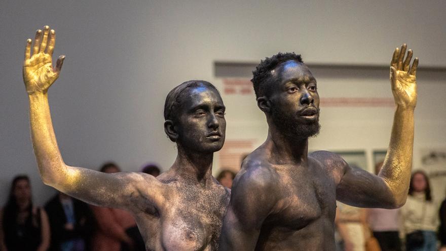 Pica, el minotauro y sus musas. Ballet de la Danse Physique Contemporaine
