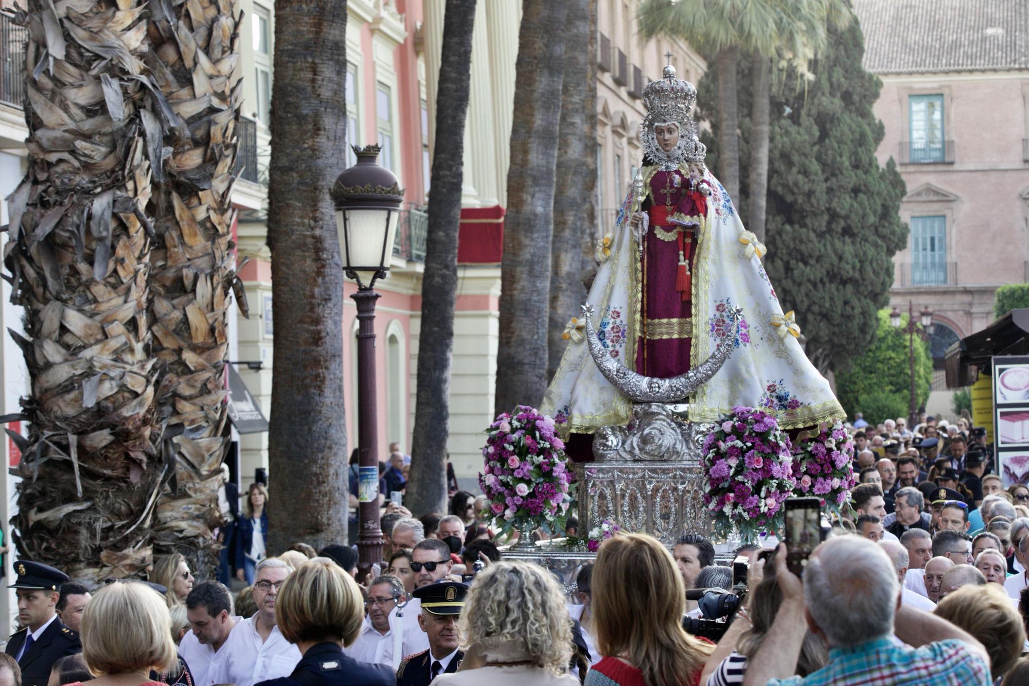 Las imágenes del regreso en romería de la Fuensanta a su santuario