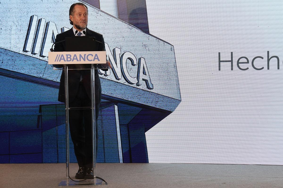 Escotet, en la inauguración de las nuevas oficinas de Abanca en su sede de García Barbón de Vigo