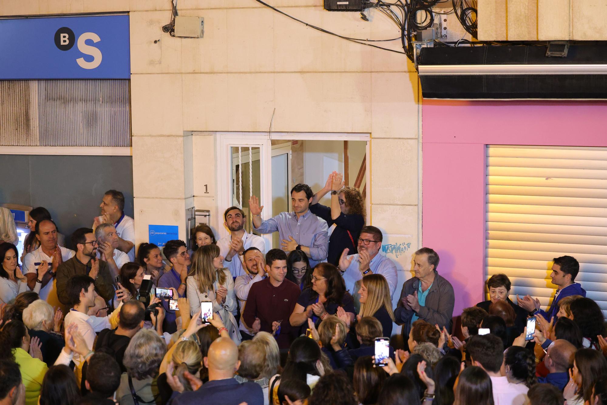El PP celebra la revalidación de su mayoría absoluta en el Ayuntamiento de Torrevieja