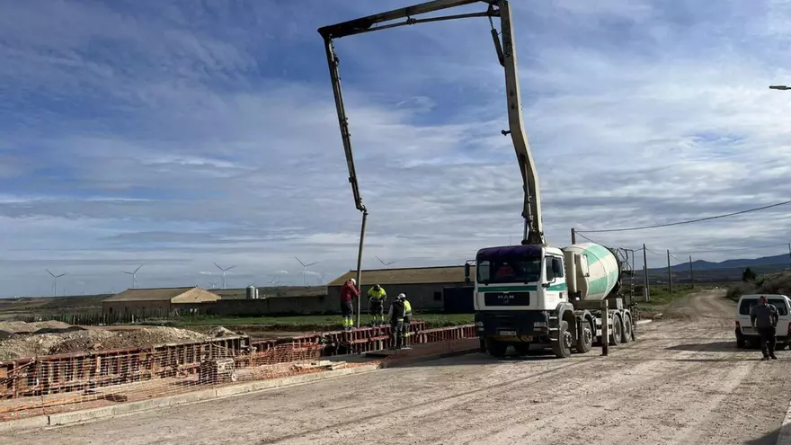 El polígono de Fuendejalón estrena un muro y se electrifica