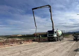 El polígono de Fuendejalón estrena un muro y se electrifica