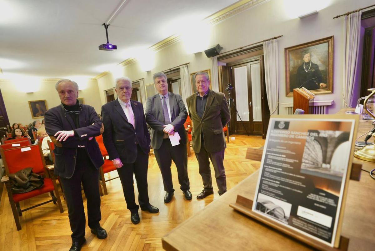 Por la izquierda, Ángel Villa, Bernardo Revuelta Pol, Vidal Gago y José Ramón Fernández Molina. | IRMA COLLÍN