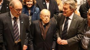 El expresident de la Generalitat, Jordi Pujol, junto a Manel Vila y Artur Mas.