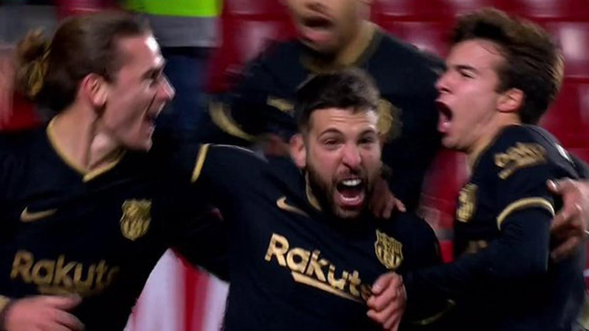 La alegría de Jordi Alba tras el 2-2