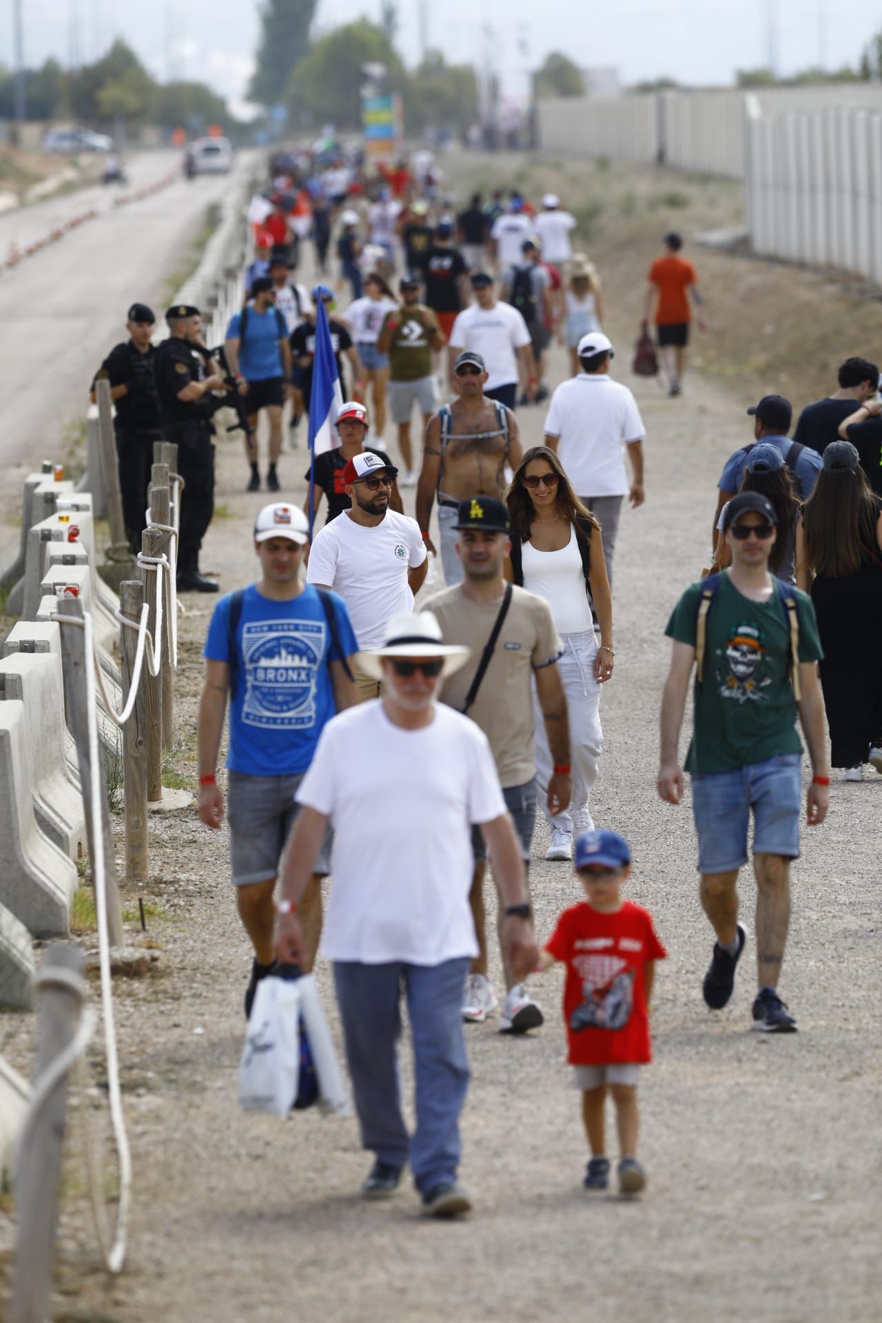 En imágenes | El público vuelve a disfrutar de los mejores motociclistas del mundo en Motorland