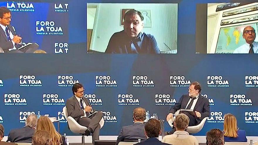 Mesa moderada por Ignacio Torreblanca, con Rajoy y la participación telemática de Ivan Krastev y Enrico Letta.