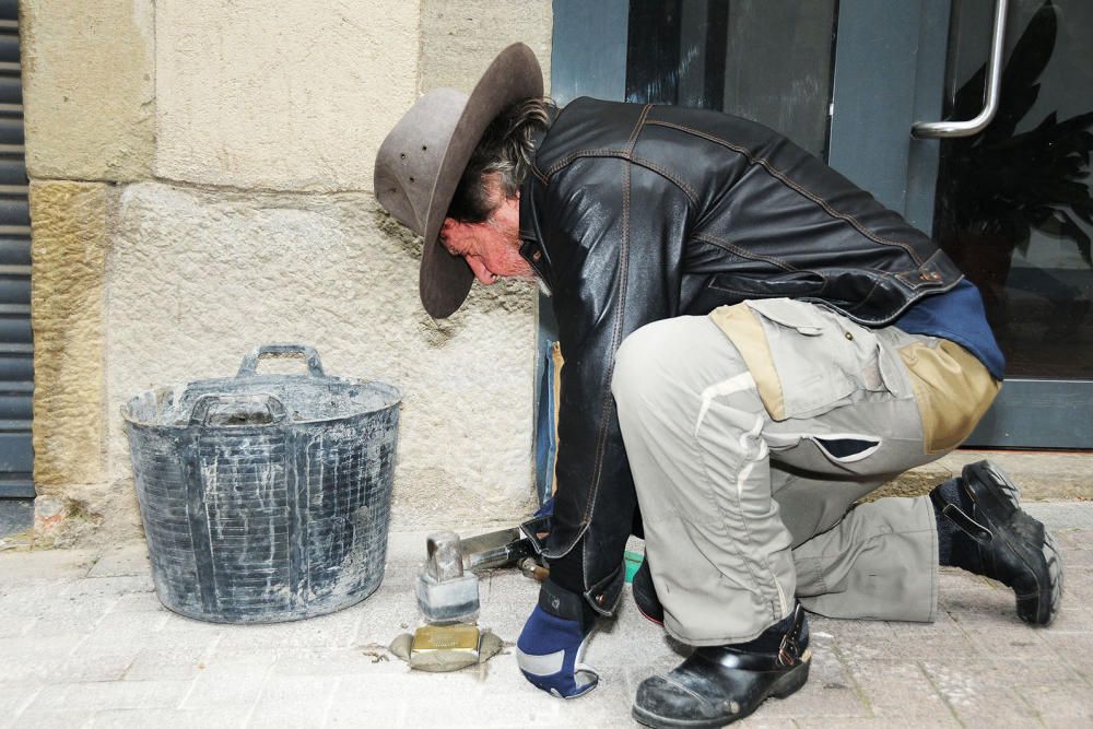 Manresa posa les primeres plaques Stolpersteine