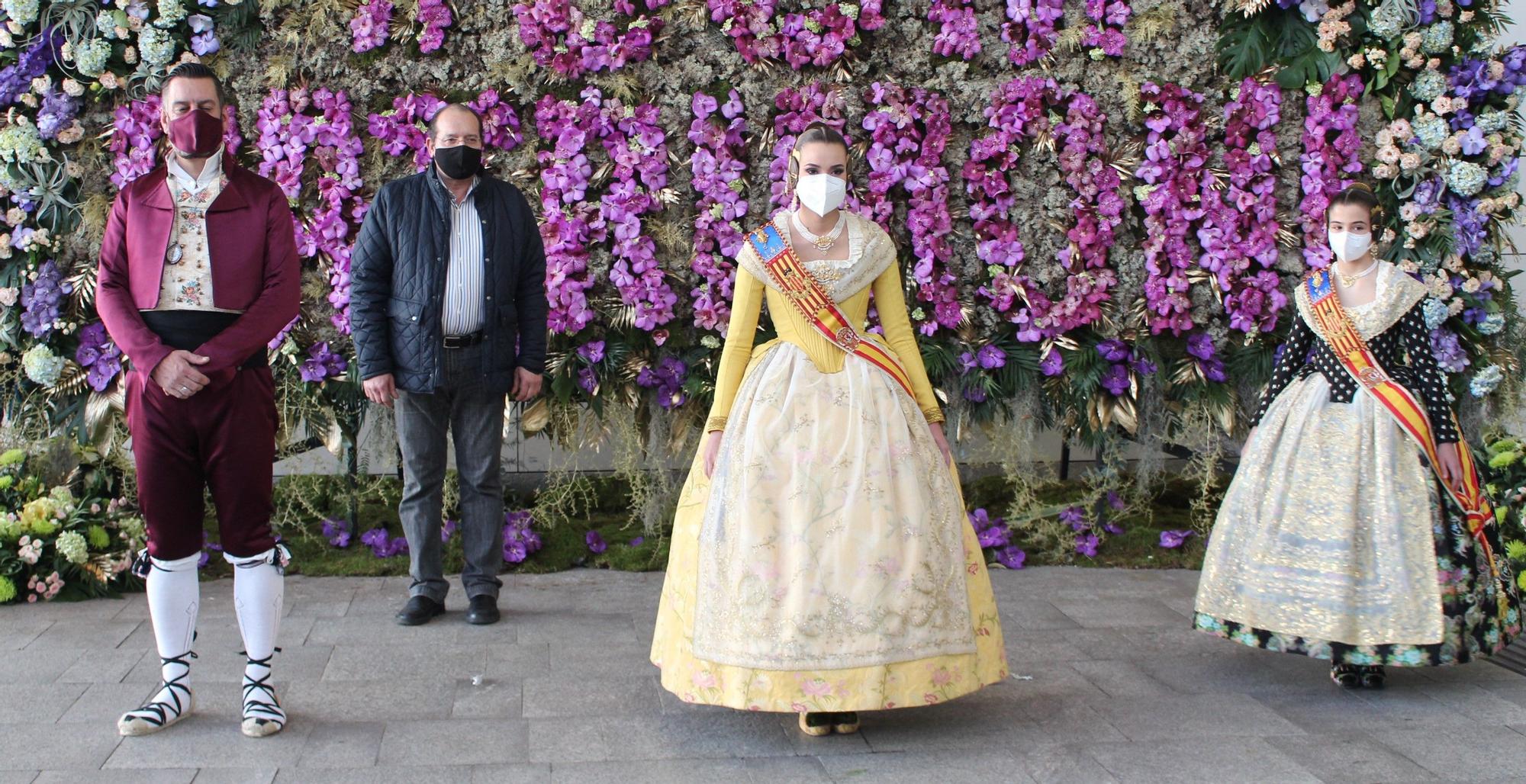 "Photocall" de las Juntas Locales Falleras en la Fiesta del Patrimonio