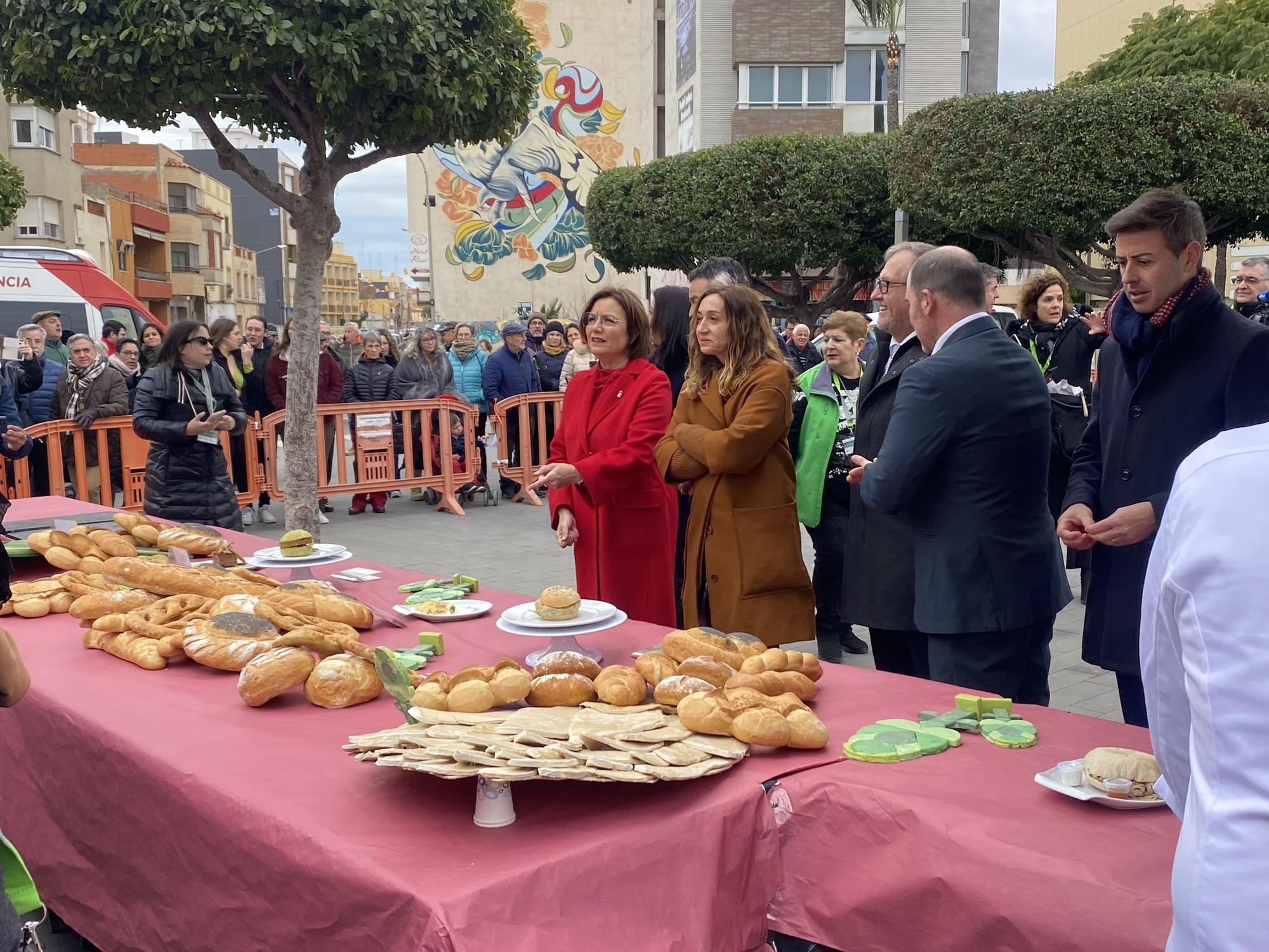 La 'carxofa' vuelve a llenar el centro de Benicarló con la degustación gastronómica