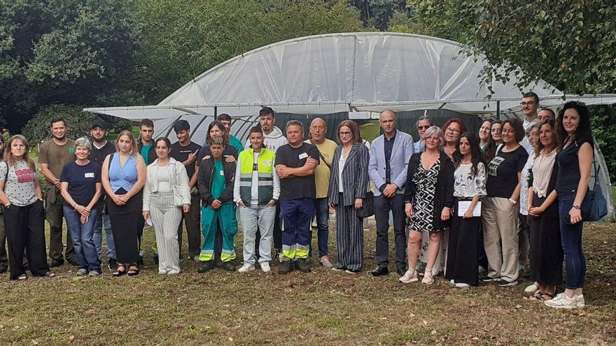 Los jardineros del Secretariado Gitano reciben sus diplomas |
