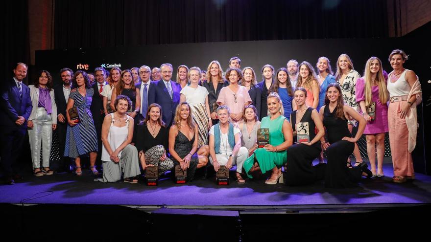 Sport reconoce el liderazgo femenino