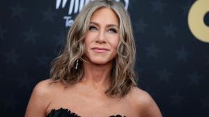 Jennifer Aniston revela que estuvo de luto por Matthew Perry antes de su muerte