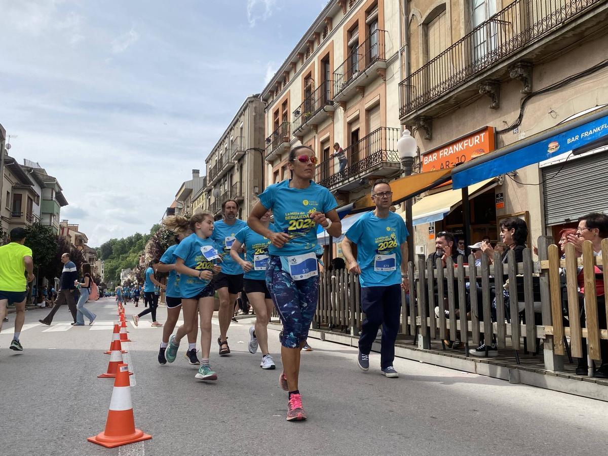 La cursa solidària impulsada per la Fundació la Llar omple de vida i col·laboració el centre de Gironella