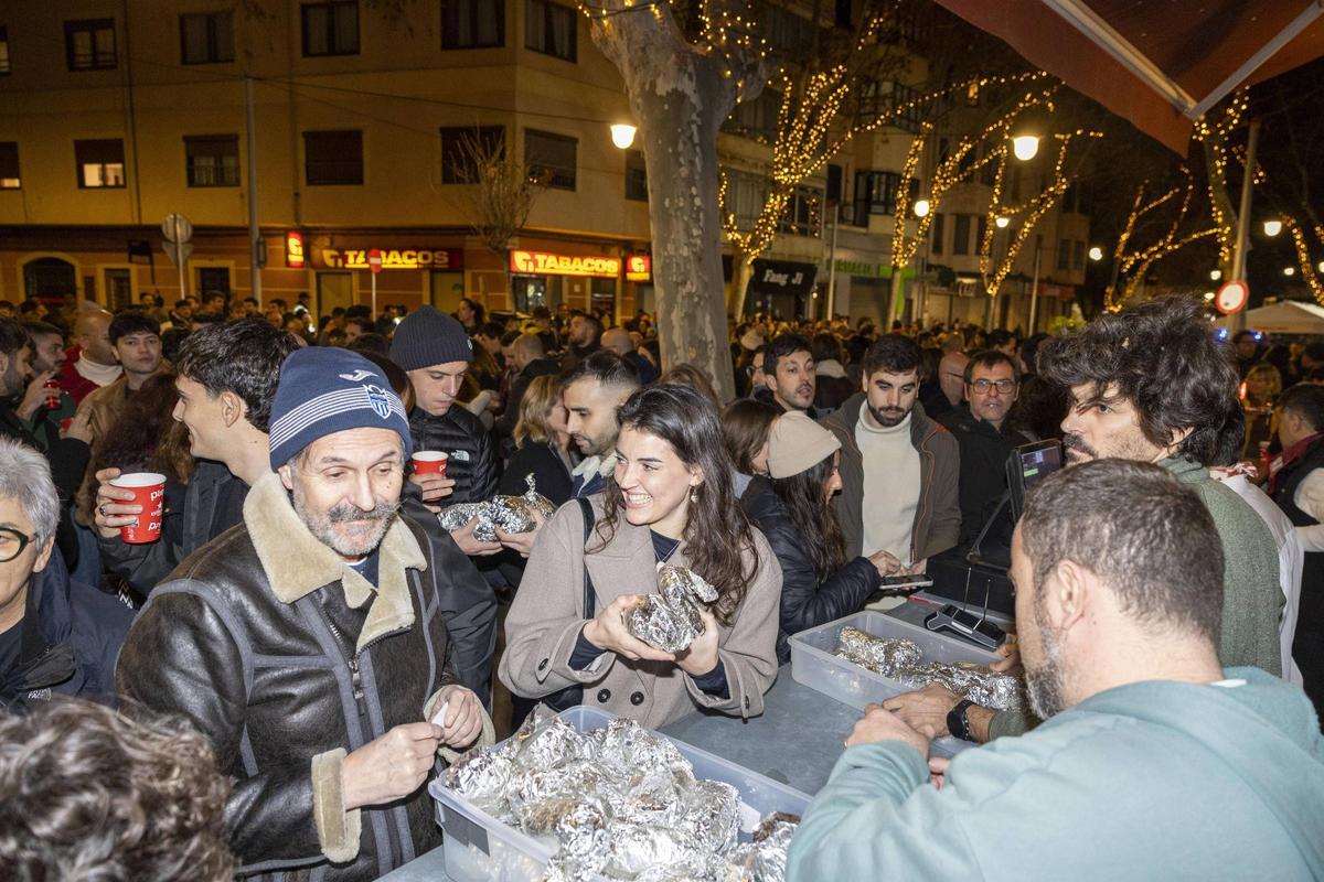 Palma celebra las 'llonguetades' de Sant Sebastià