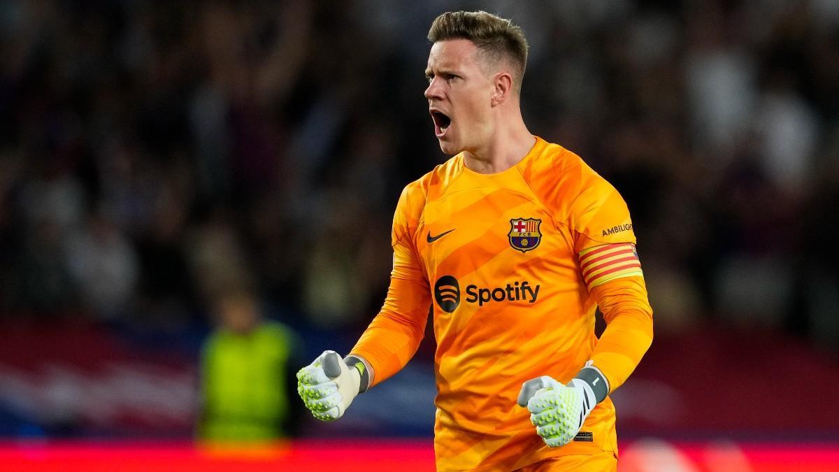 Ter Stegen celebra un gol del Barça frente al Amberes en Champions