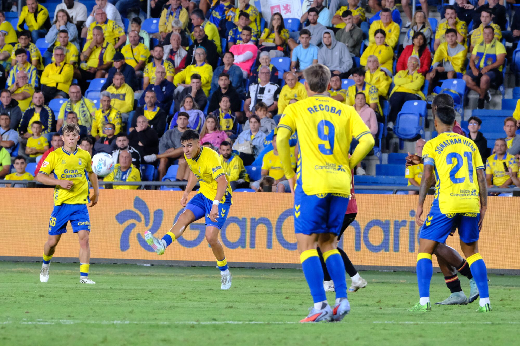 UD Las Palmas- Cádiz | 05/10/2025  | 05/10/2025 | Fotógrafo: José Carlos Guerra