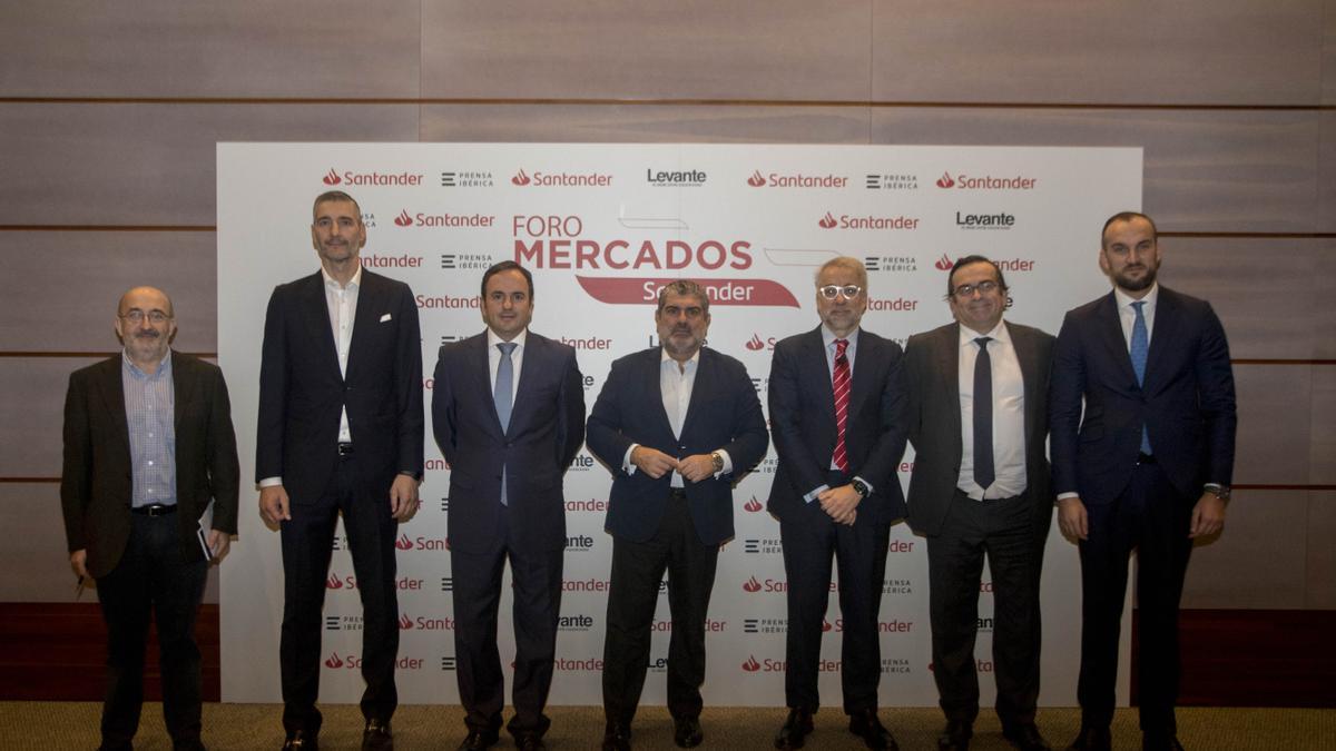 J. Cuenca,  C. Mendoza, J. Guasch, L. Rodríguez, A. Espasa, I. Méndez y B. Cuesta.