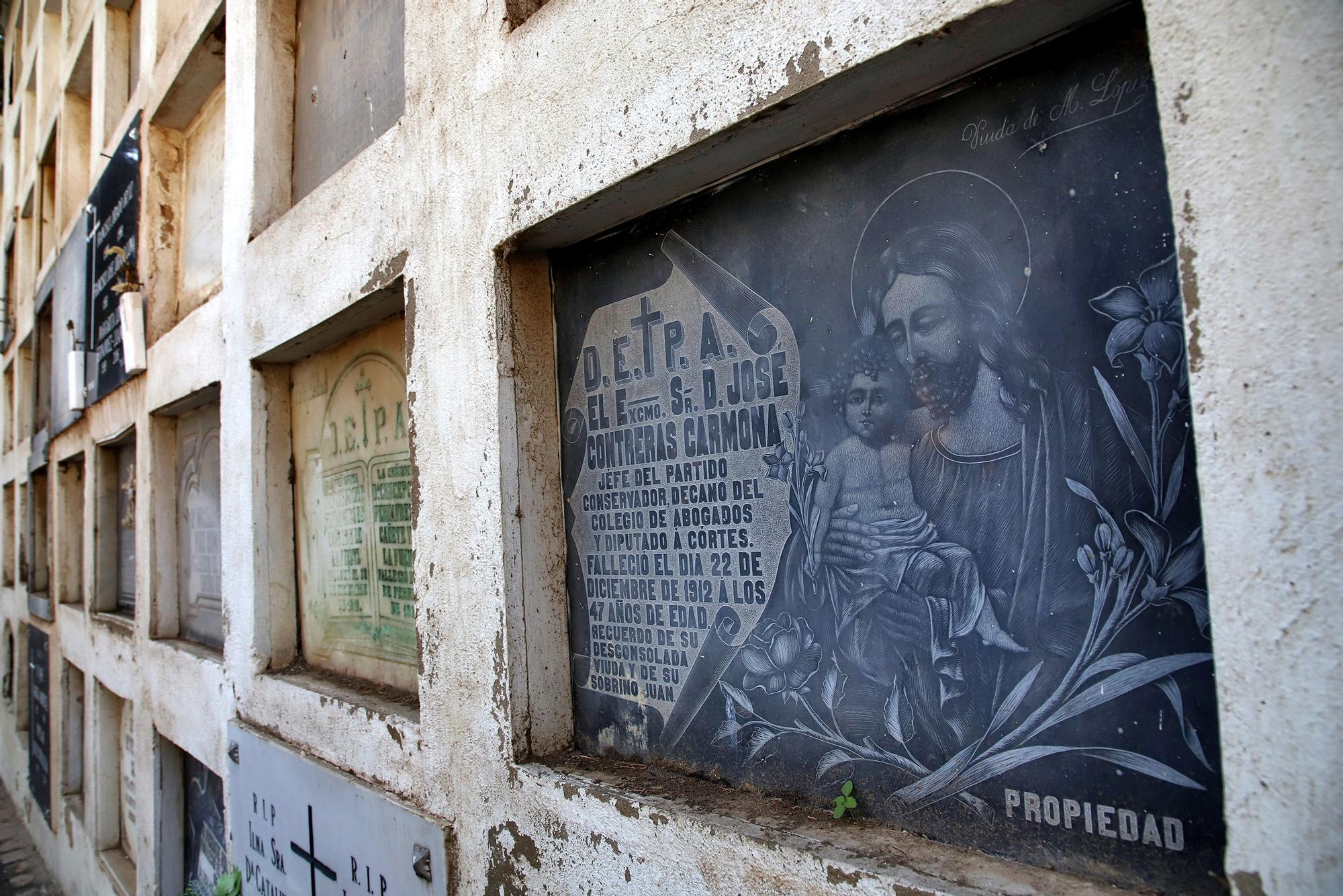 Un recorrido por la historia de Córdoba en el cementerio de La Salud