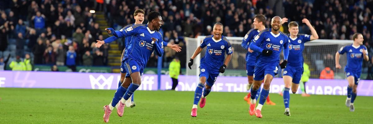 Los jugadores del Leicester, durante un partido de Championship