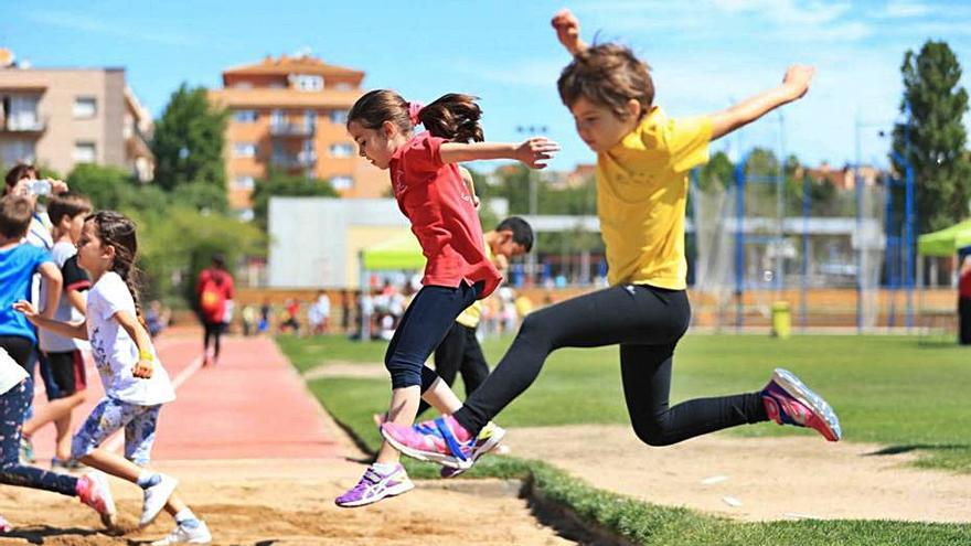 Nens i nenes participant dels Jocs Emporion de 2019. | DIPUTACIÓ DE GIRONA