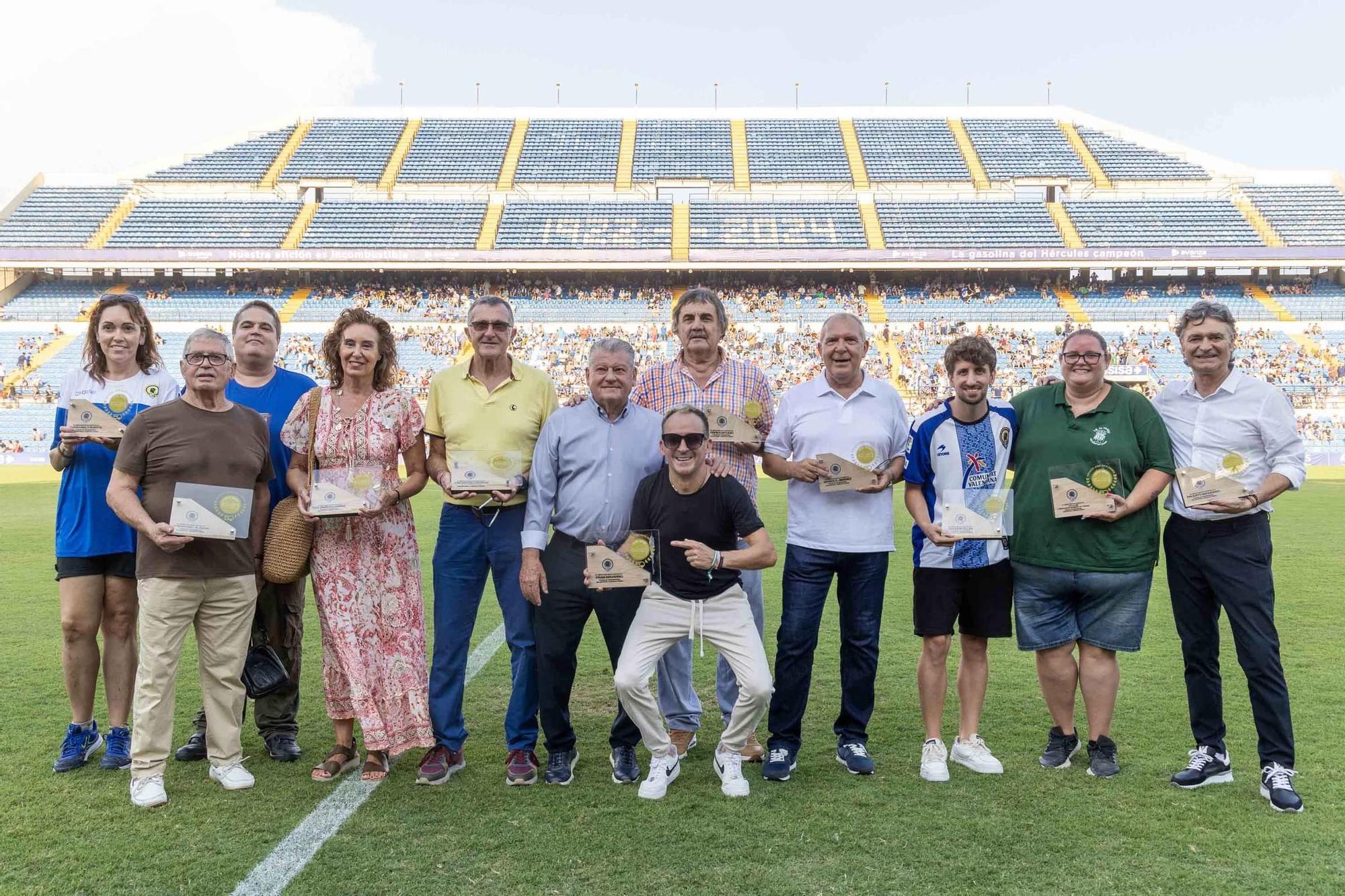 El Hércules celebra el 50 aniversario del Rico Pérez ganando el Trofeo Ciudad de Alicante ante el Alavés