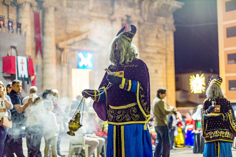 Callosa d'en Sarrià despide sus Fiestas de Moros y Cristianos con la Procesión