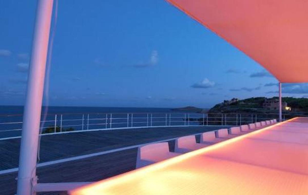 Una de las terrazas de la mansión