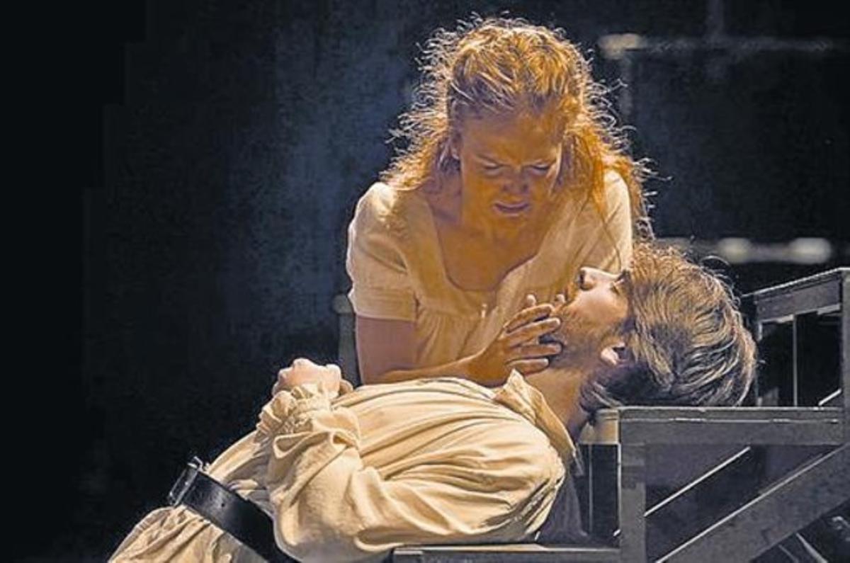 Escena del muntatge de Pere Planella ’Tirant lo Blanc’. Escena del muntatge de Pere Planella ’Tirant lo Blanc’.