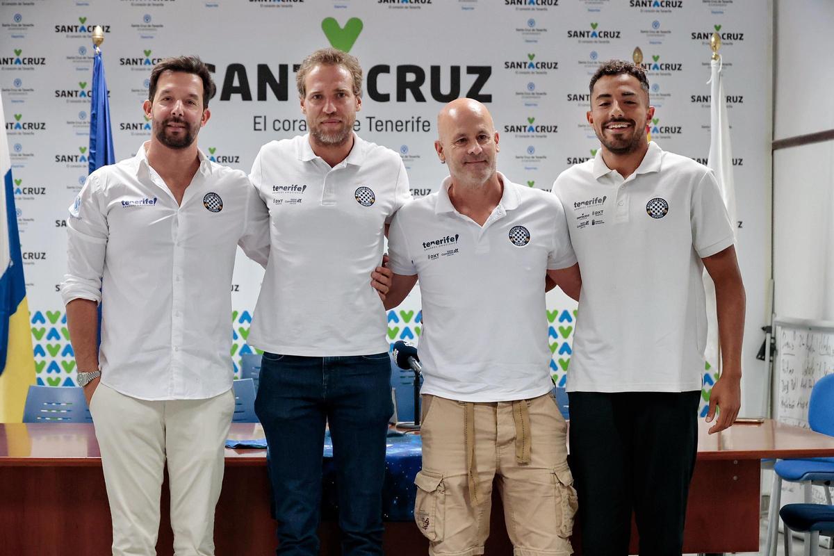 Despedida a Albert Español, entrenador del Echeyde waterpolo