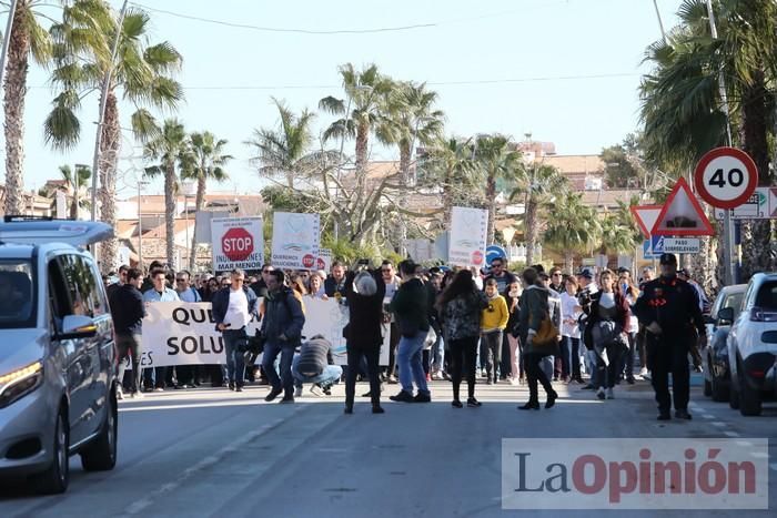 Los Alcázares se echa a la calle para exigir soluciones a las inundaciones