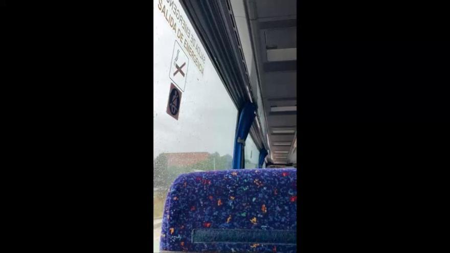 Goteres en un bus de la línia Manresa- Barcelona