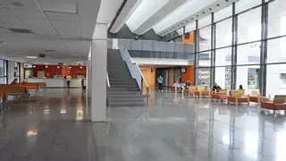 El xàfec inutilitza els ascensors principals de l’aparcament de l’Hospital de Sant Joan de Déu