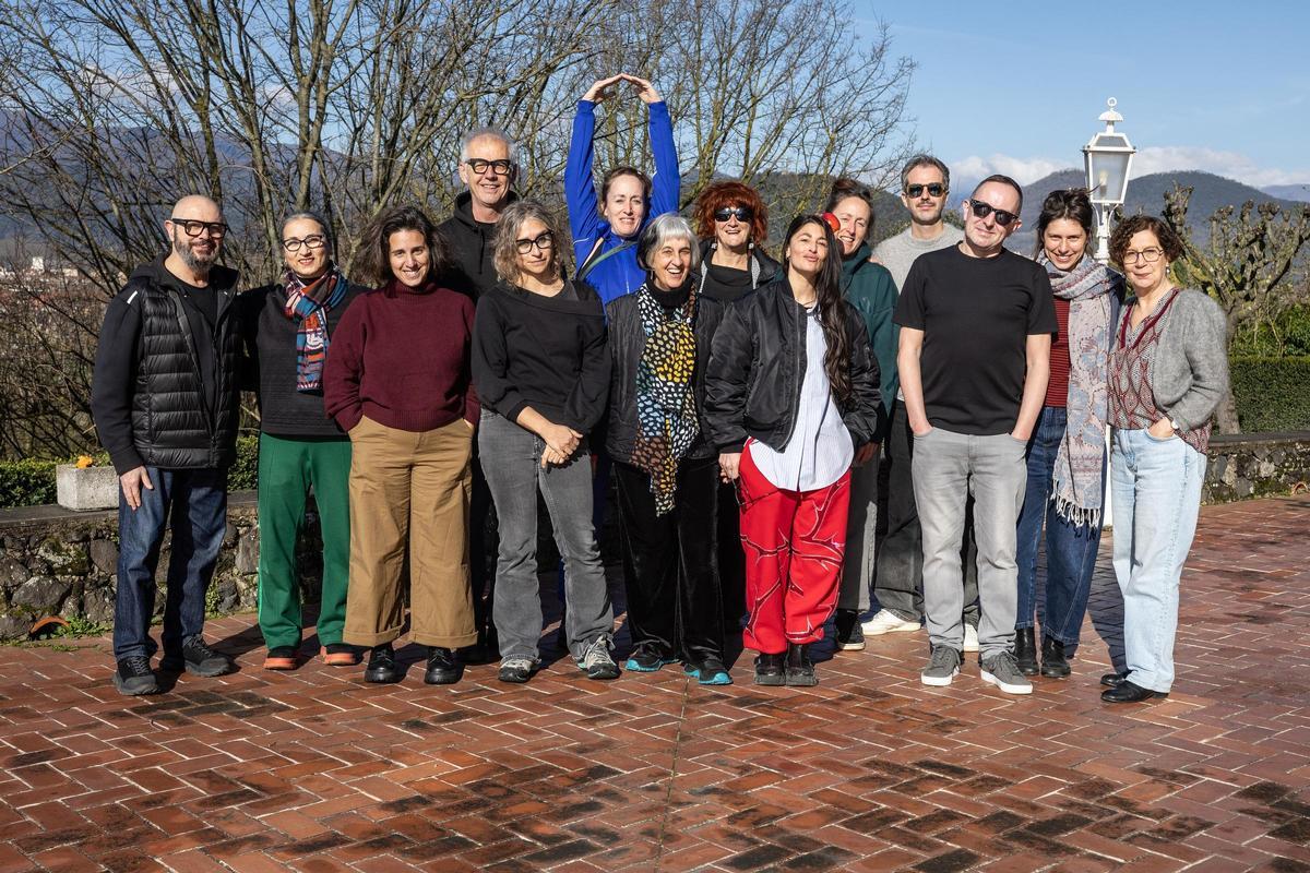 La trobada d'artistes, gestors i teòrics a la Faberllull Olot.